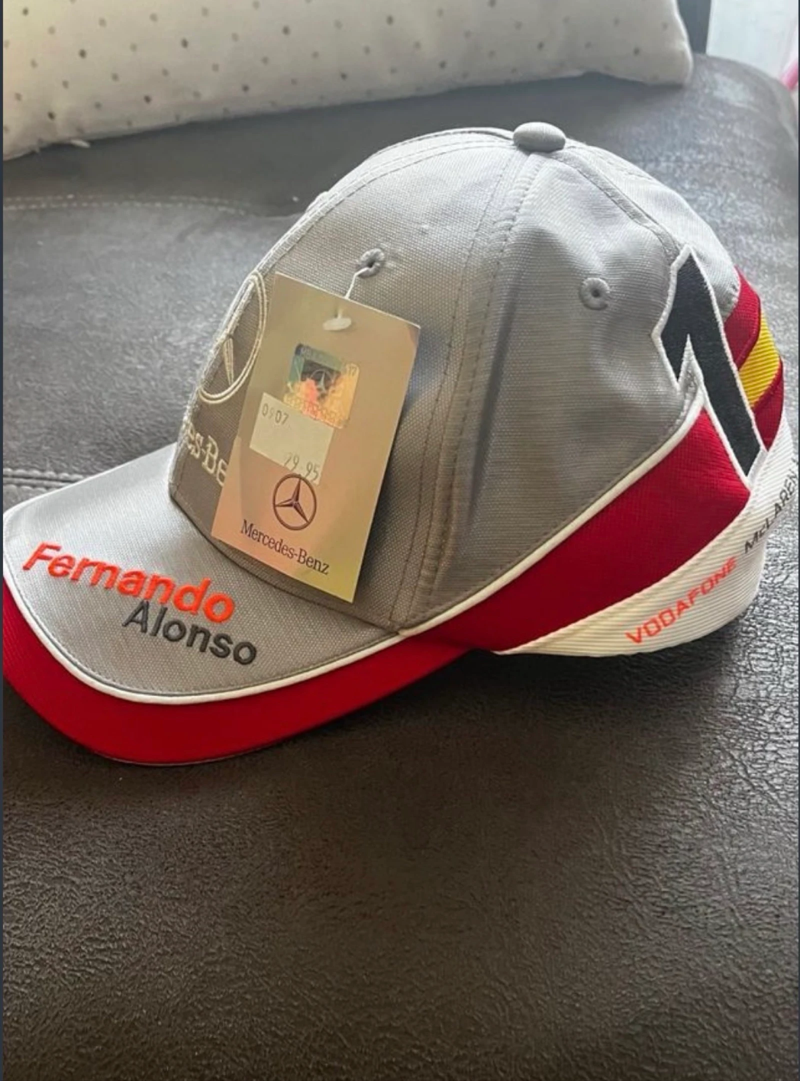 Casse de l'équipe officielle de Mercedes-Benz de Fernando Alonso pour la saison 2007 – photo 3